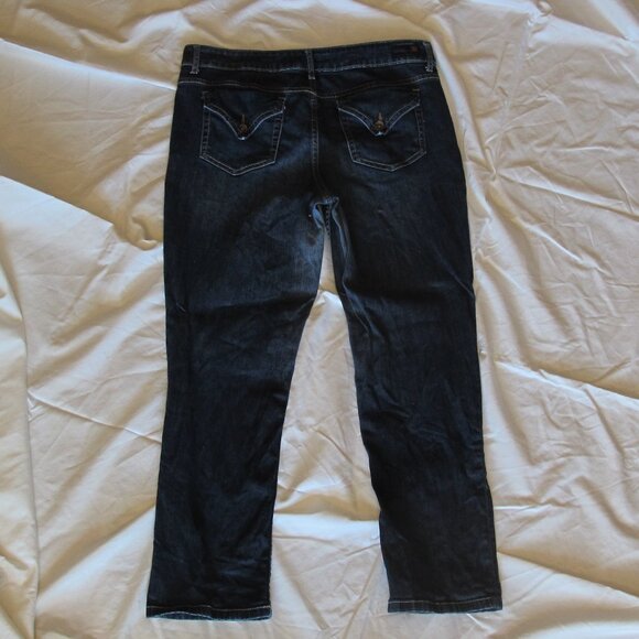 Simply Vera Vera Wang*Mid-Rise Straight Leg Cuffed Cropped Jeans - Picture 2 of 9